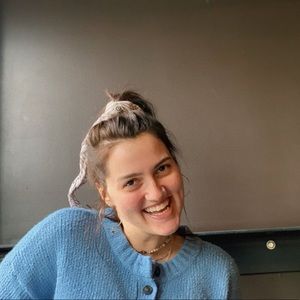 Meet your Posher, Abby